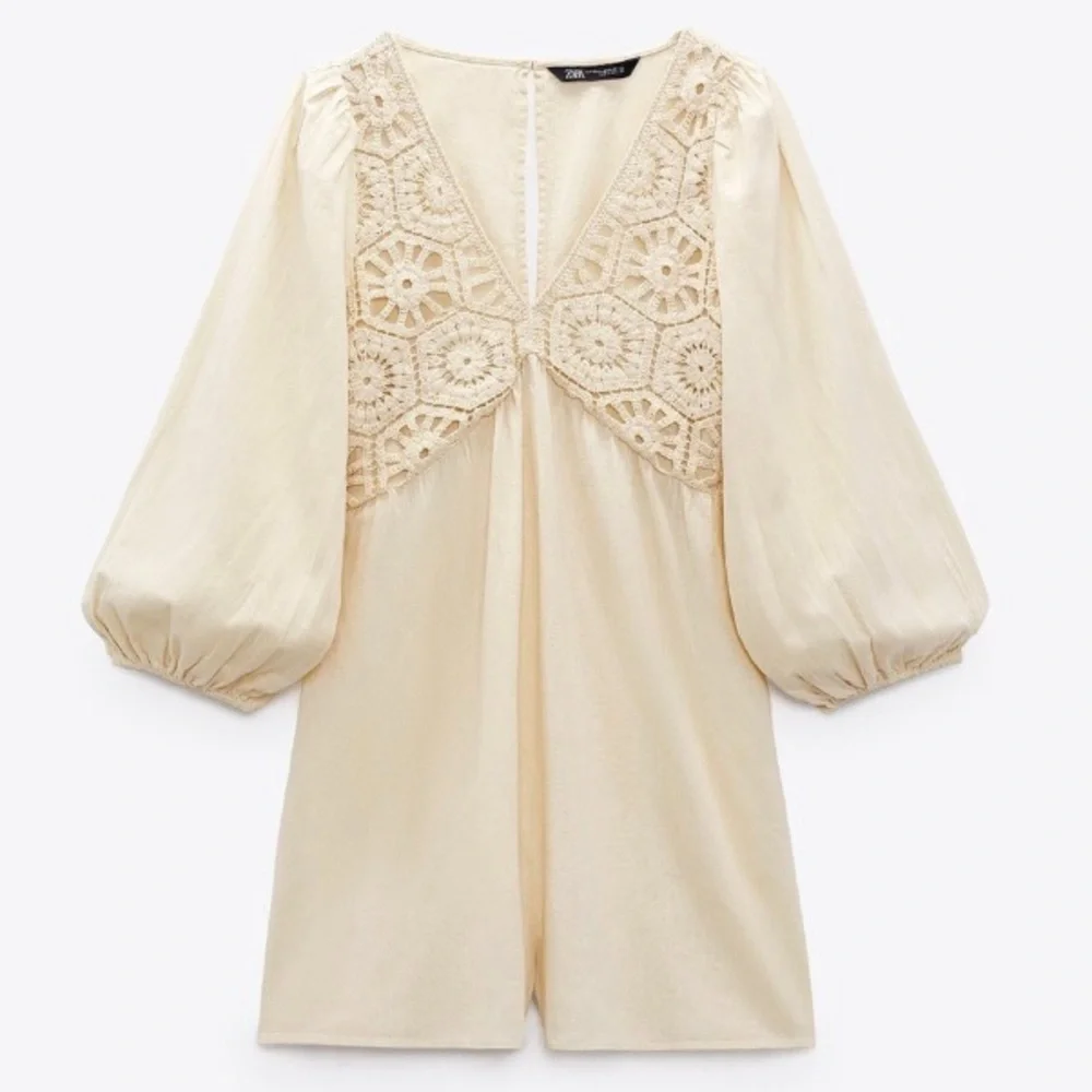 ZARA Crochet Embroidered Romper Short Jumpsuit Cream Ecru Size S